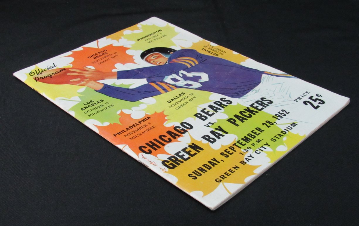 September 28, 1952 Chicago Bears vs. Packers NFL Football Game Program 194105