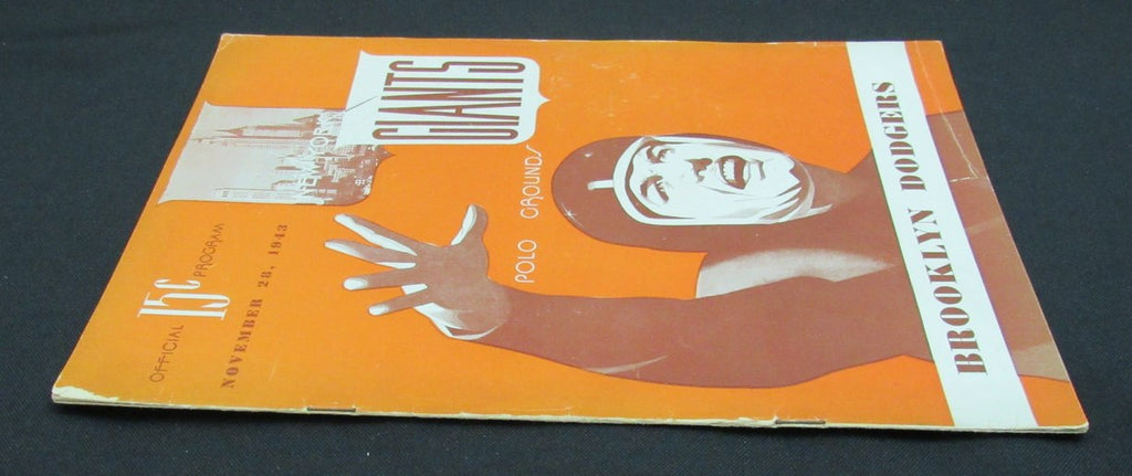 November 28, 1943 NY Giants vs. Brooklyn Dodgers Football Game Program 195508