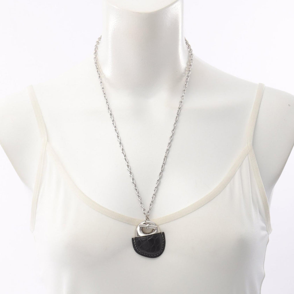 Hermès Galet · Leather & Metal Necklace