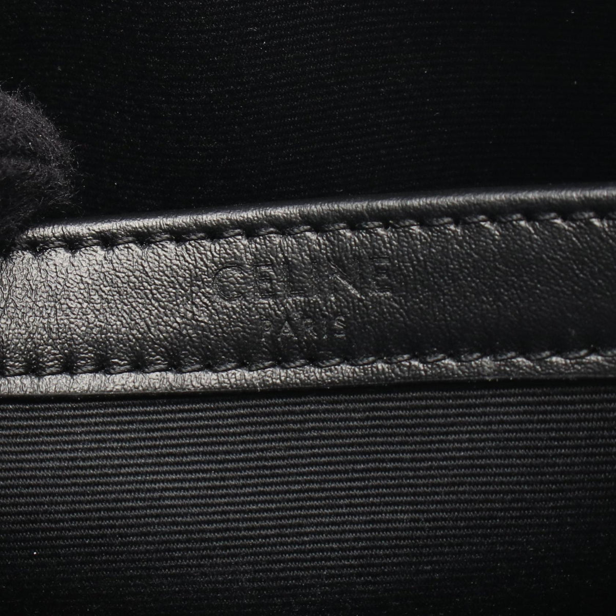 CELINE Triomphe Medium Messenger