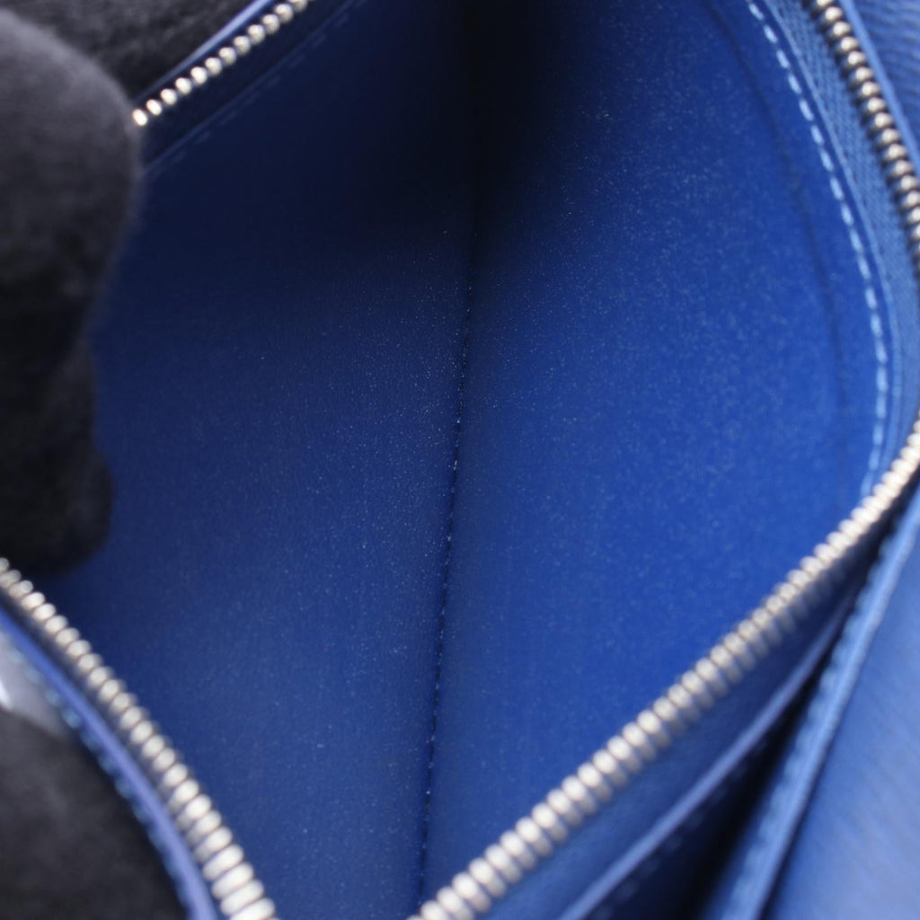 Louis Vuitton Brazza · Taigarama