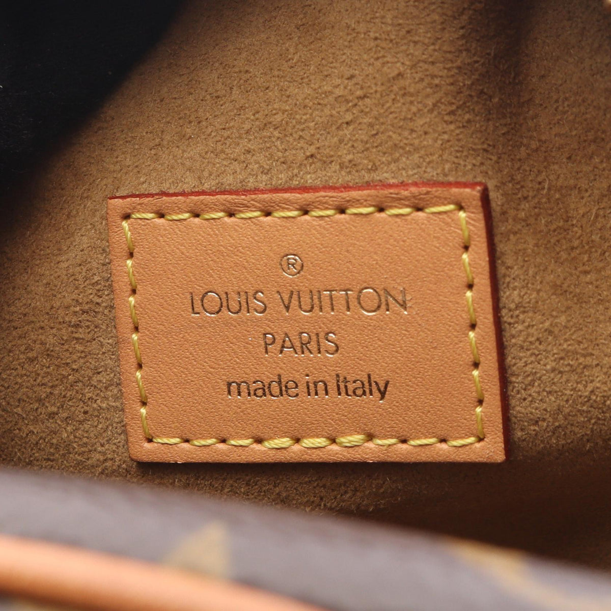 Louis Vuitton Boîte Chapeau Souple · Monogram