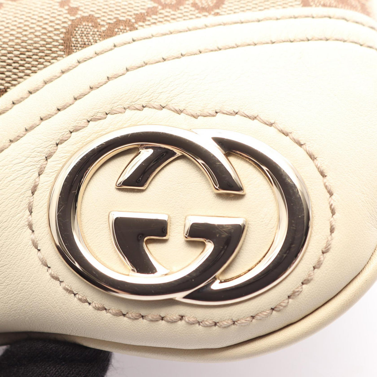 Gucci Interlocking G · GG Canvas Shoulder