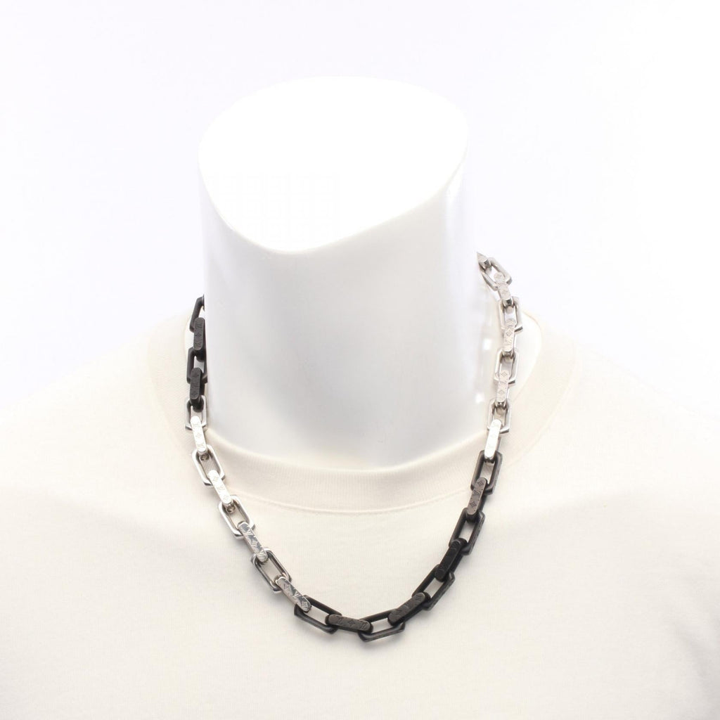 Louis Vuitton Collier Monogram Chain