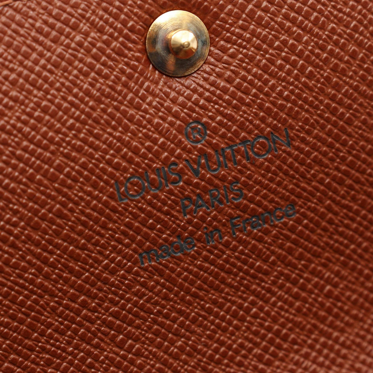 LOUIS VUITTON Pochette Monnaie · Monogram