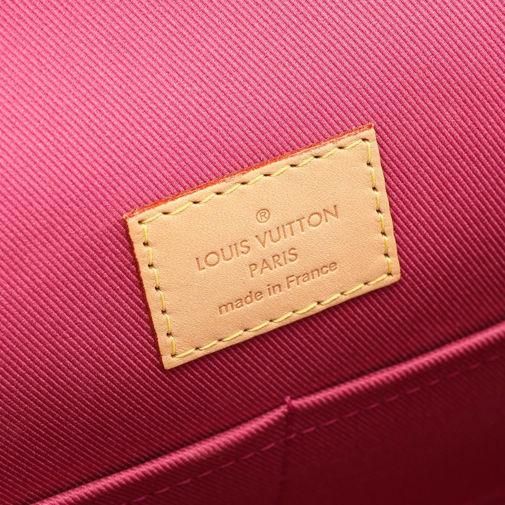 Louis Vuitton Cluny BB · Monogram Rose