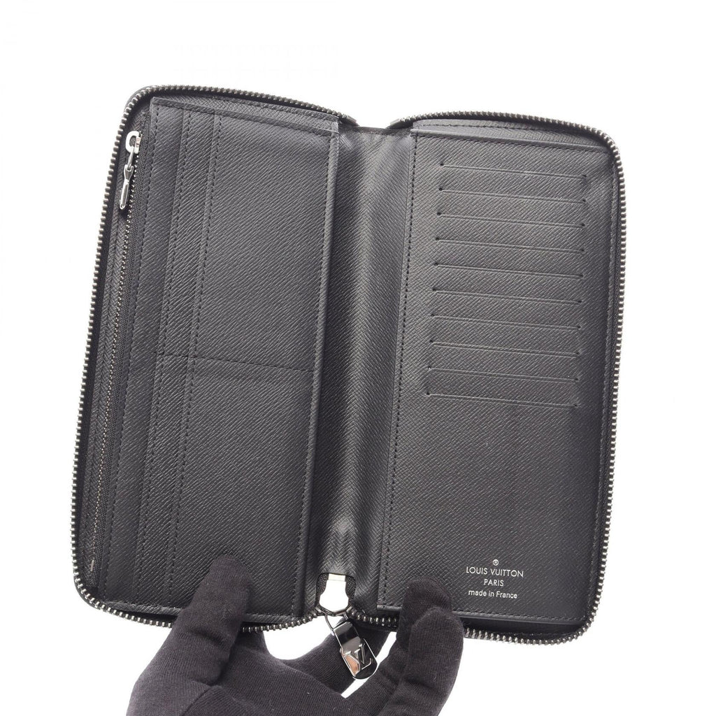 Louis Vuitton Zippy · Monogram Eclipse