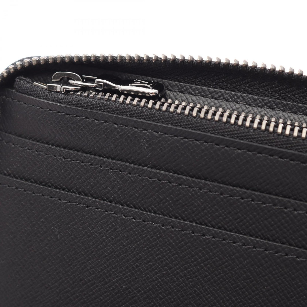 Louis Vuitton Zippy · Monogram Eclipse