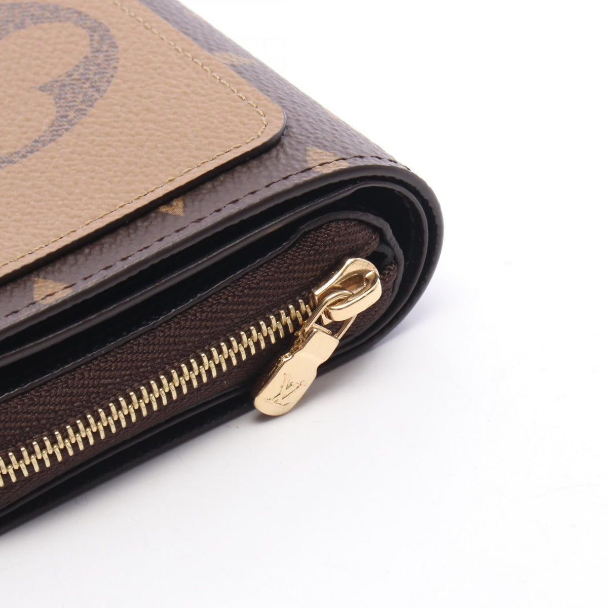 Louis Vuitton Lou · Monogram Reverse