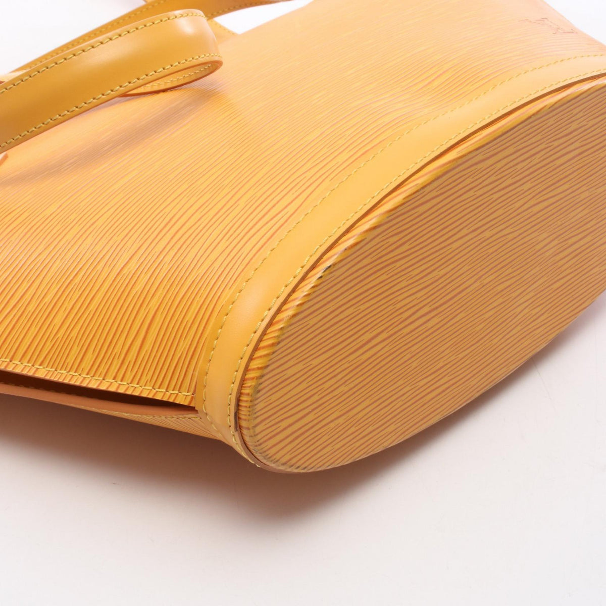 Louis Vuitton Saint Jacques · Epi Leather