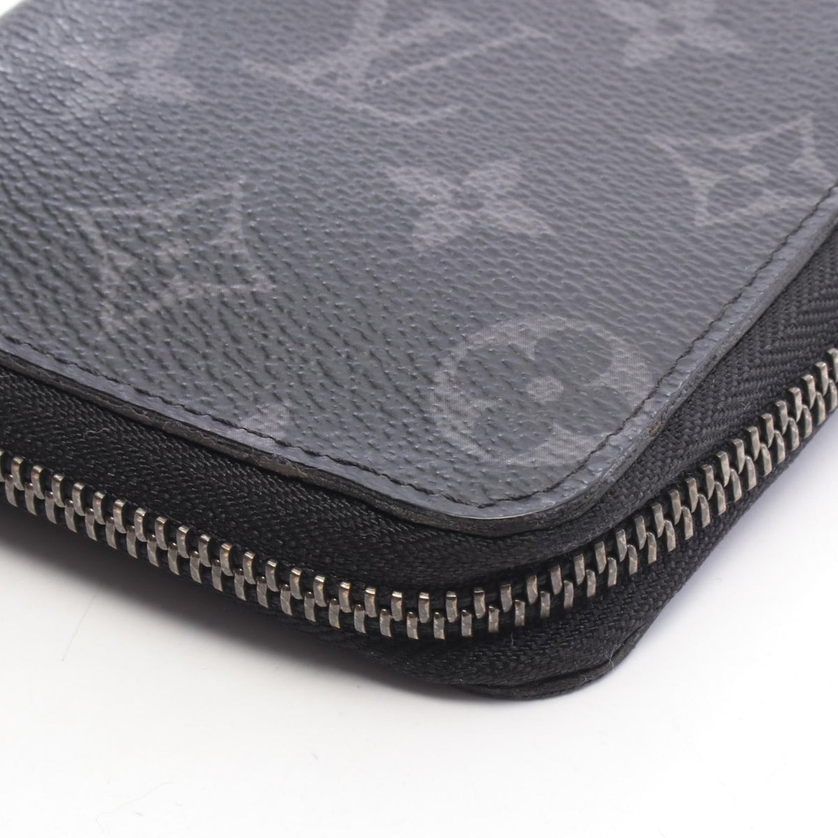 Louis Vuitton · Monogram Eclipse · Zippy