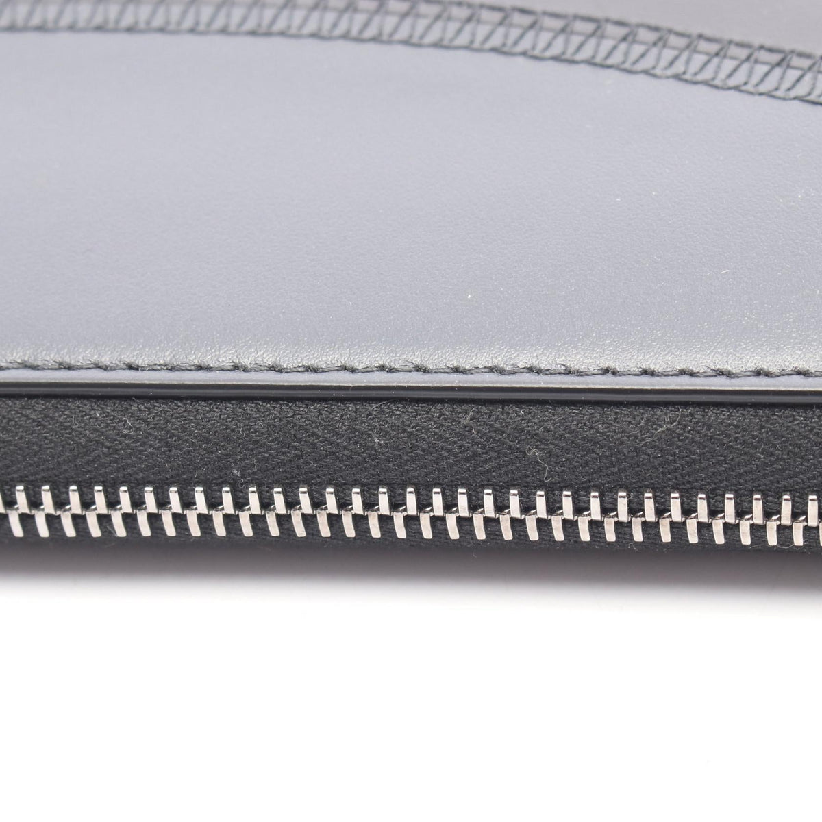 Dior · Logo Zip Wallet · Leather