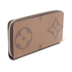 Louis Vuitton Zippy · Monogram Giant Reverse
