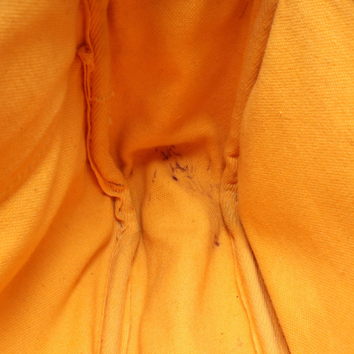 Loewe Anagram · Suede
