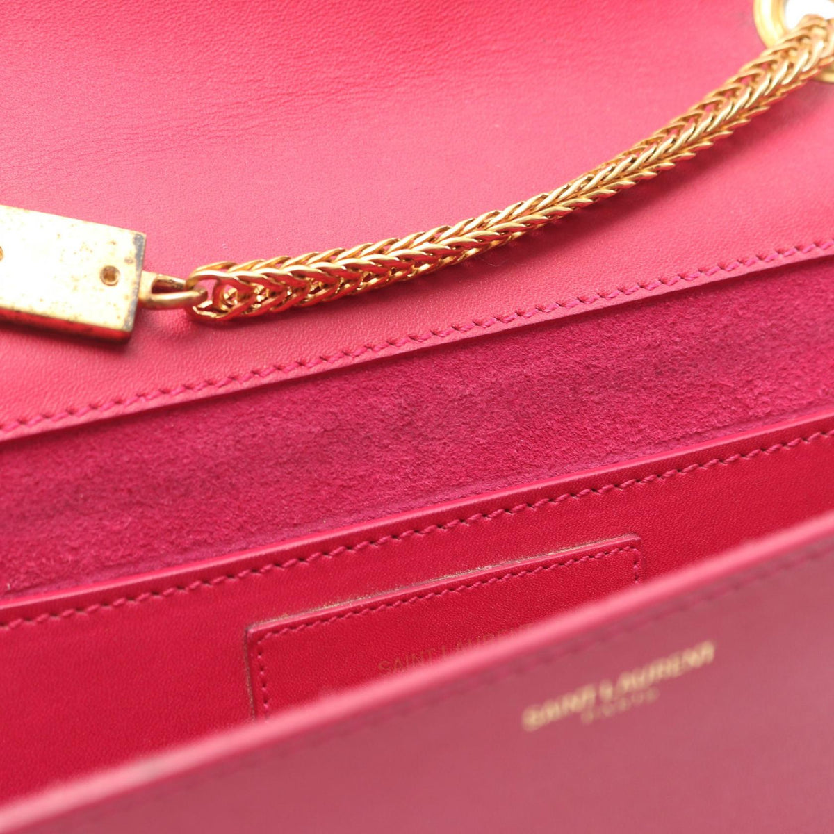 Saint Laurent Betty · Chain Shoulder