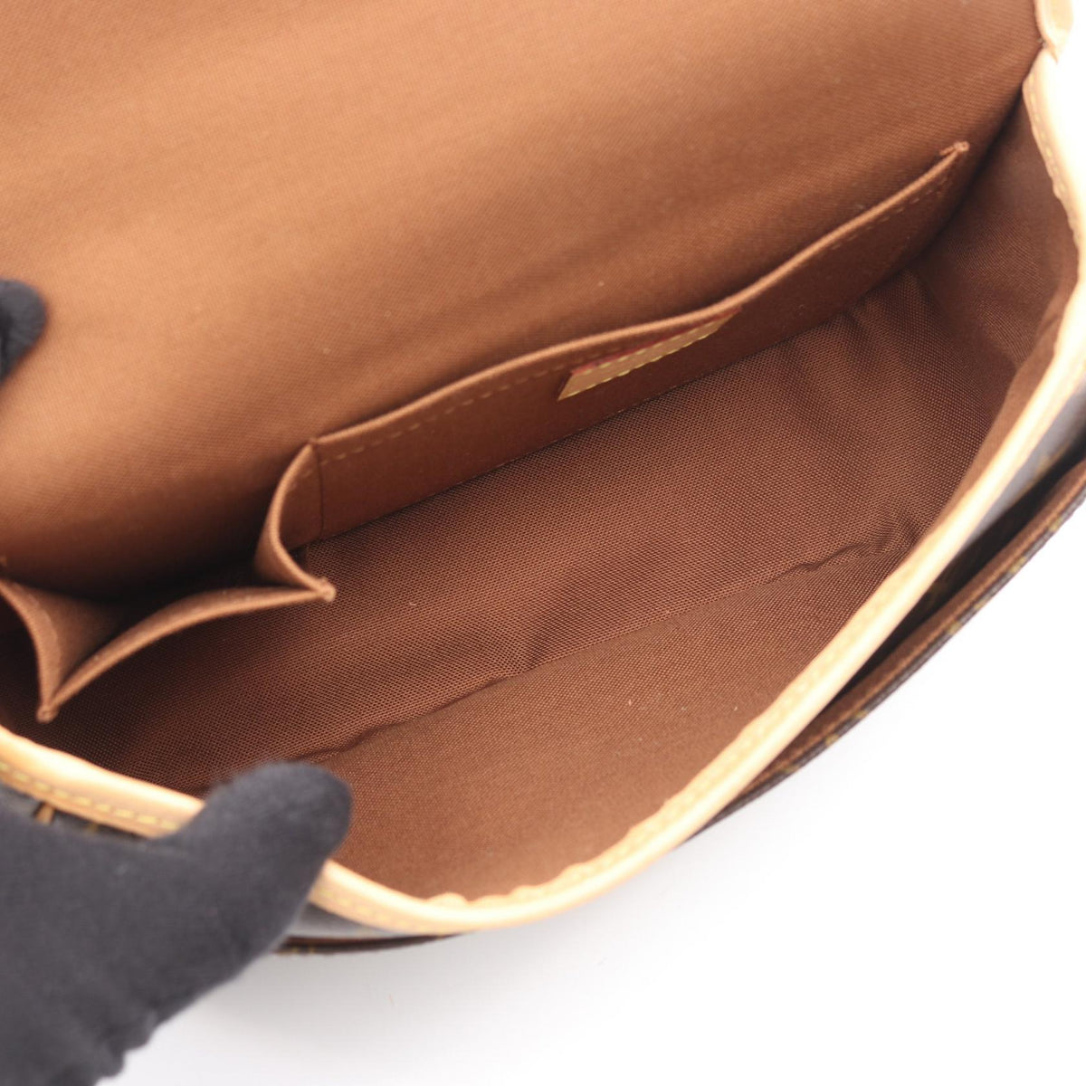 Louis Vuitton Sologne · Monogram