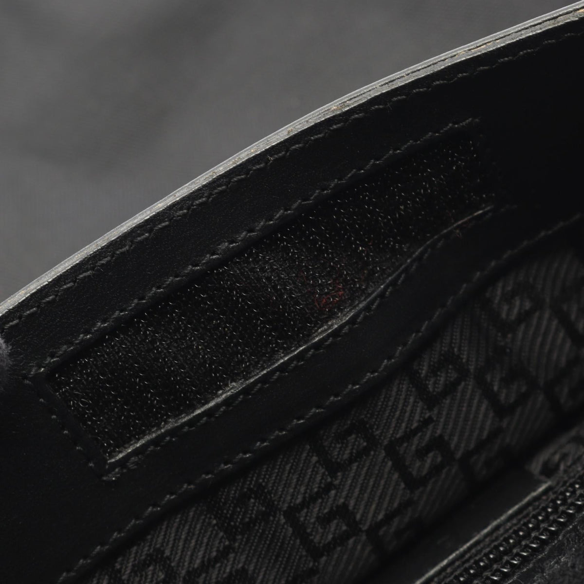 GUCCI Crossbody · Canvas Leather