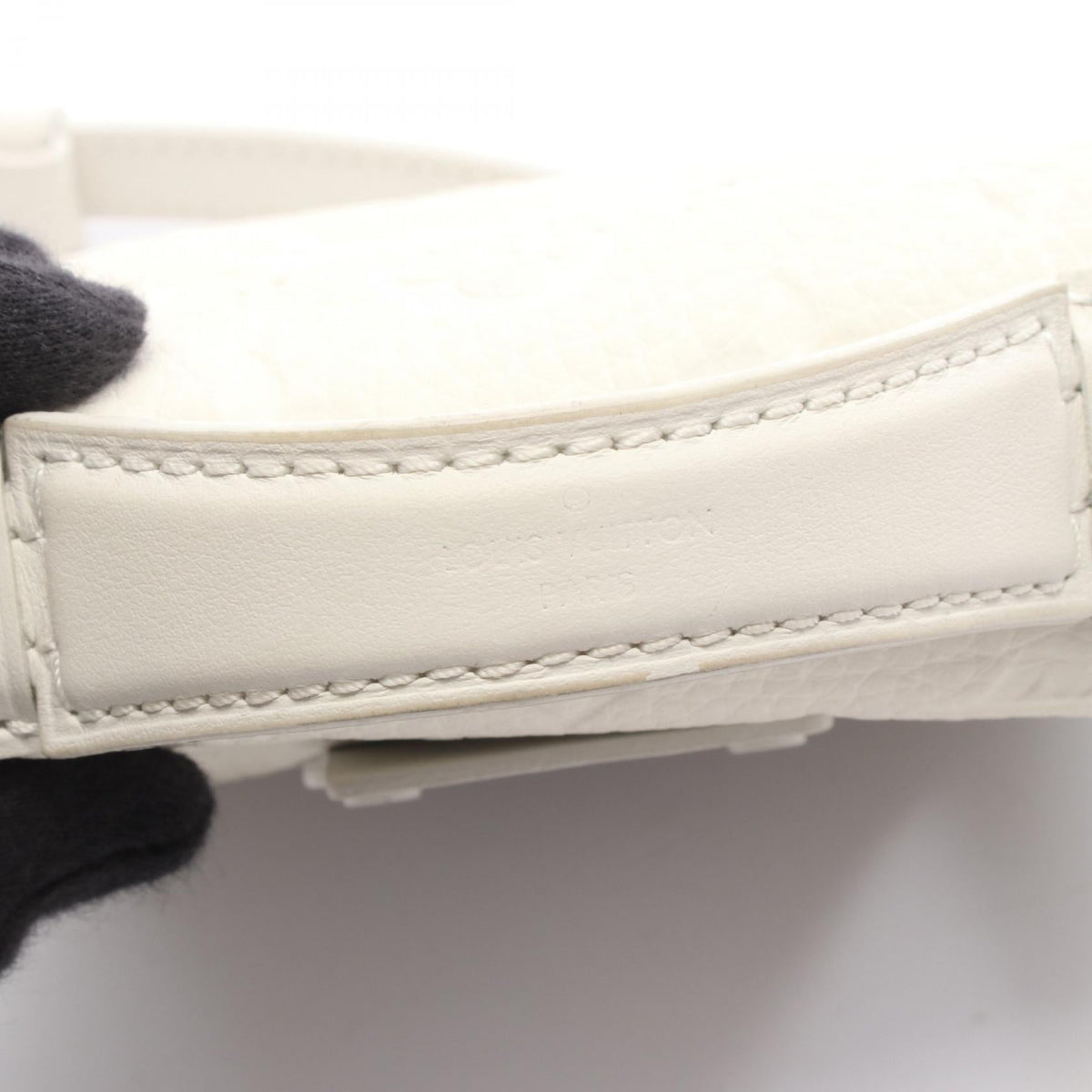 Louis Vuitton Pico S-Lock · Taurillon
