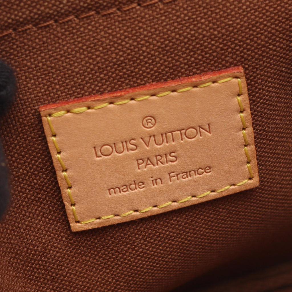 Louis Vuitton Bosphore · Monogram Canvas