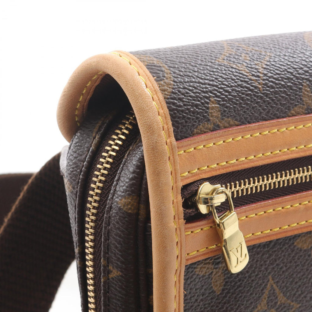 Louis Vuitton Bosphore · Monogram Canvas
