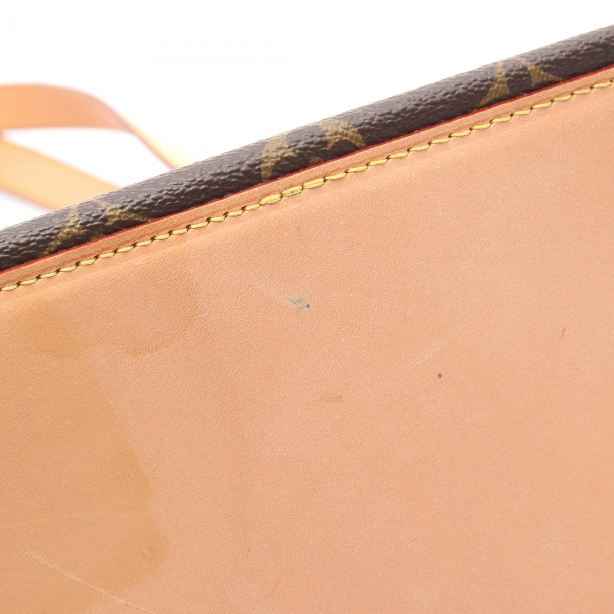 Louis Vuitton Cabas Mezzo · Monogram