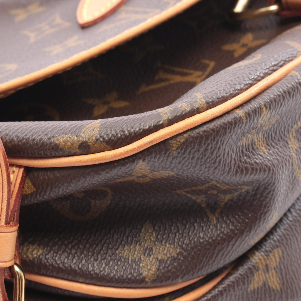 Louis Vuitton Saumur 30 · Monogram Canvas