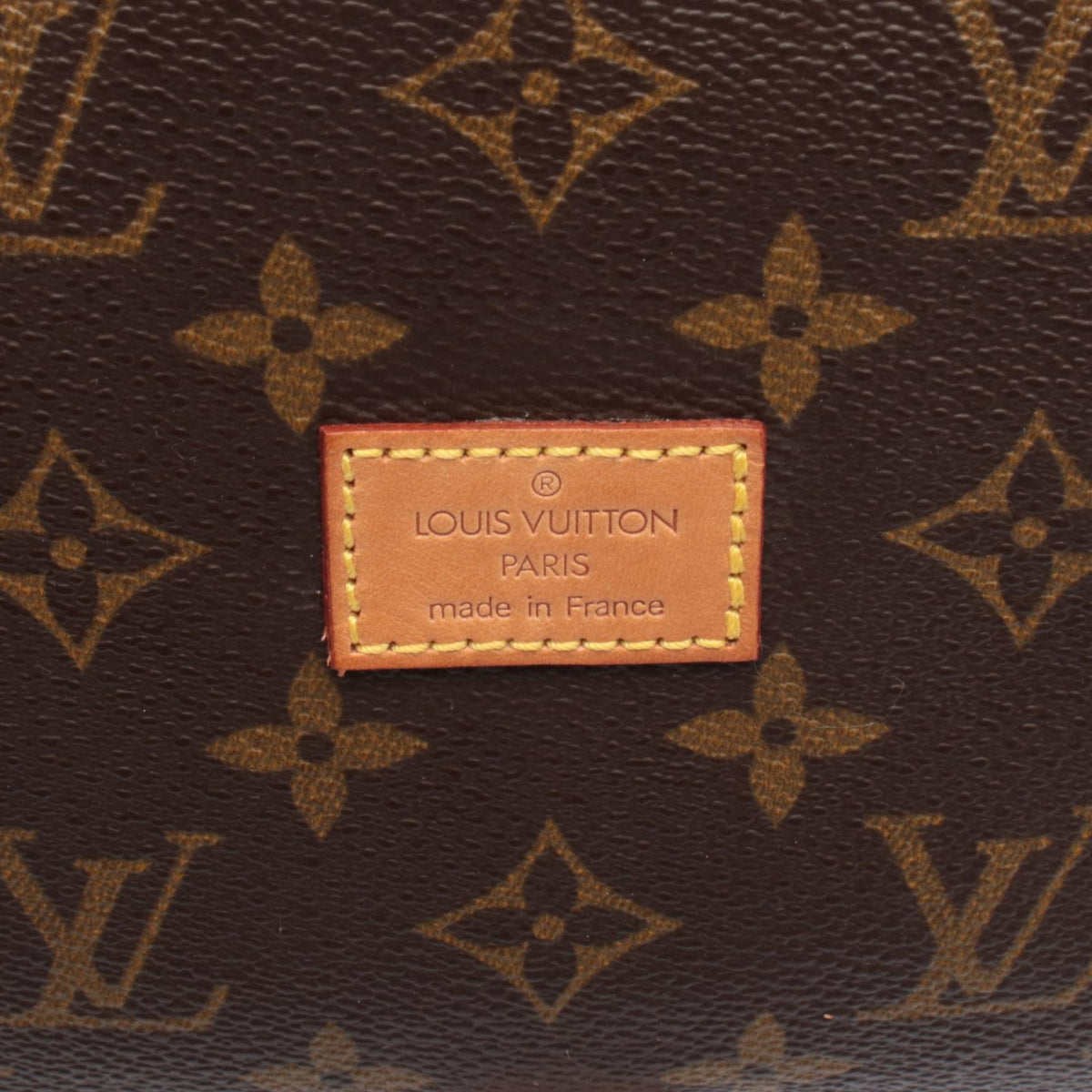 Louis Vuitton Saumur 30 · Monogram Canvas