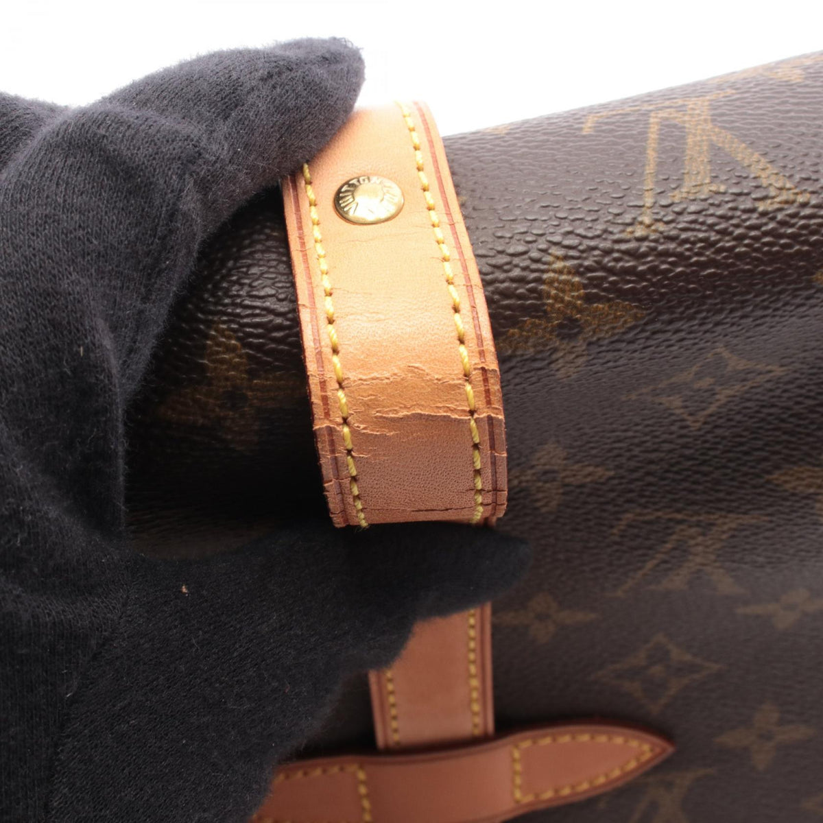 Louis Vuitton Saumur 30 · Monogram Canvas