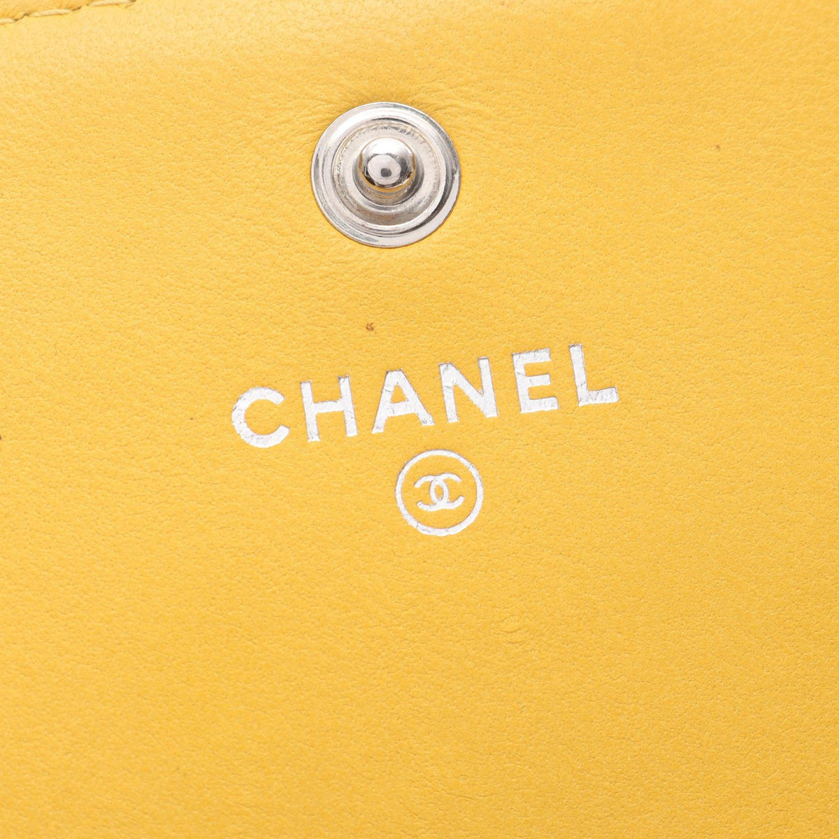 CHANEL Matelassé · Bifold Wallet