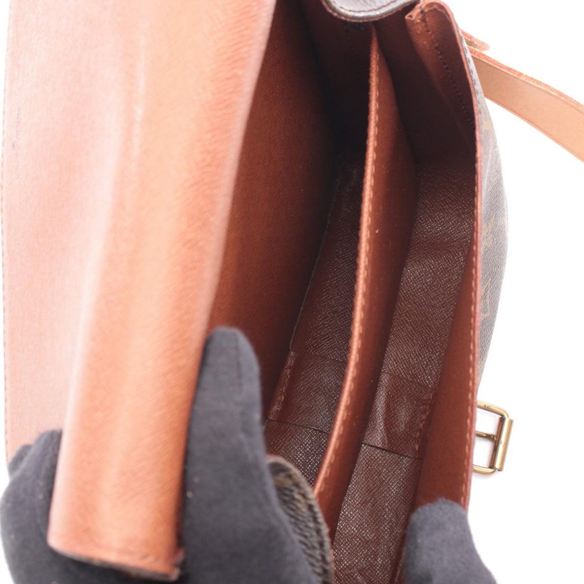 Louis Vuitton Cartouchiere MM · Monogram