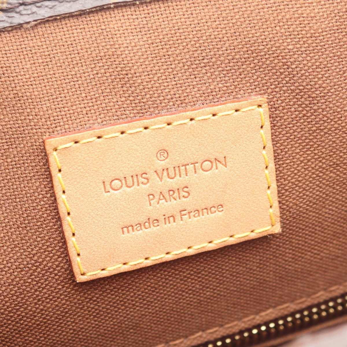 Louis Vuitton Sac Plat · Monogram Canvas