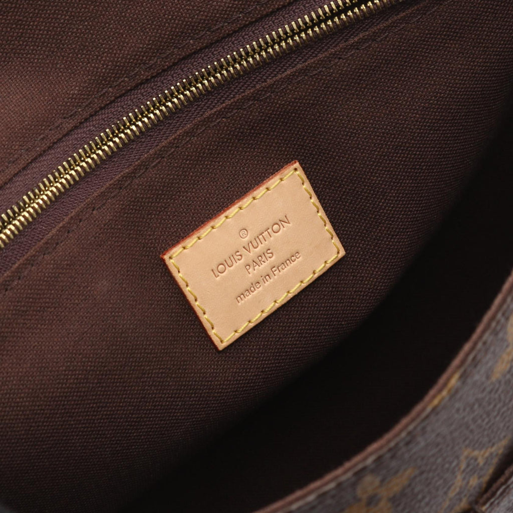 Louis Vuitton Menilmontant PM · Monogram
