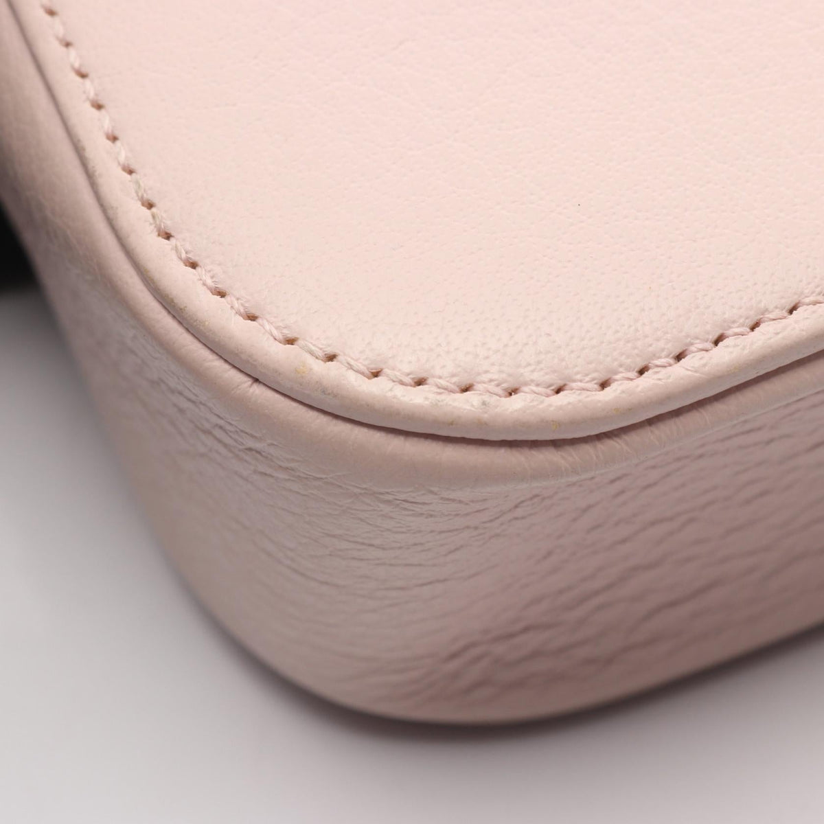 Balenciaga Everyday Camera XS · Leather