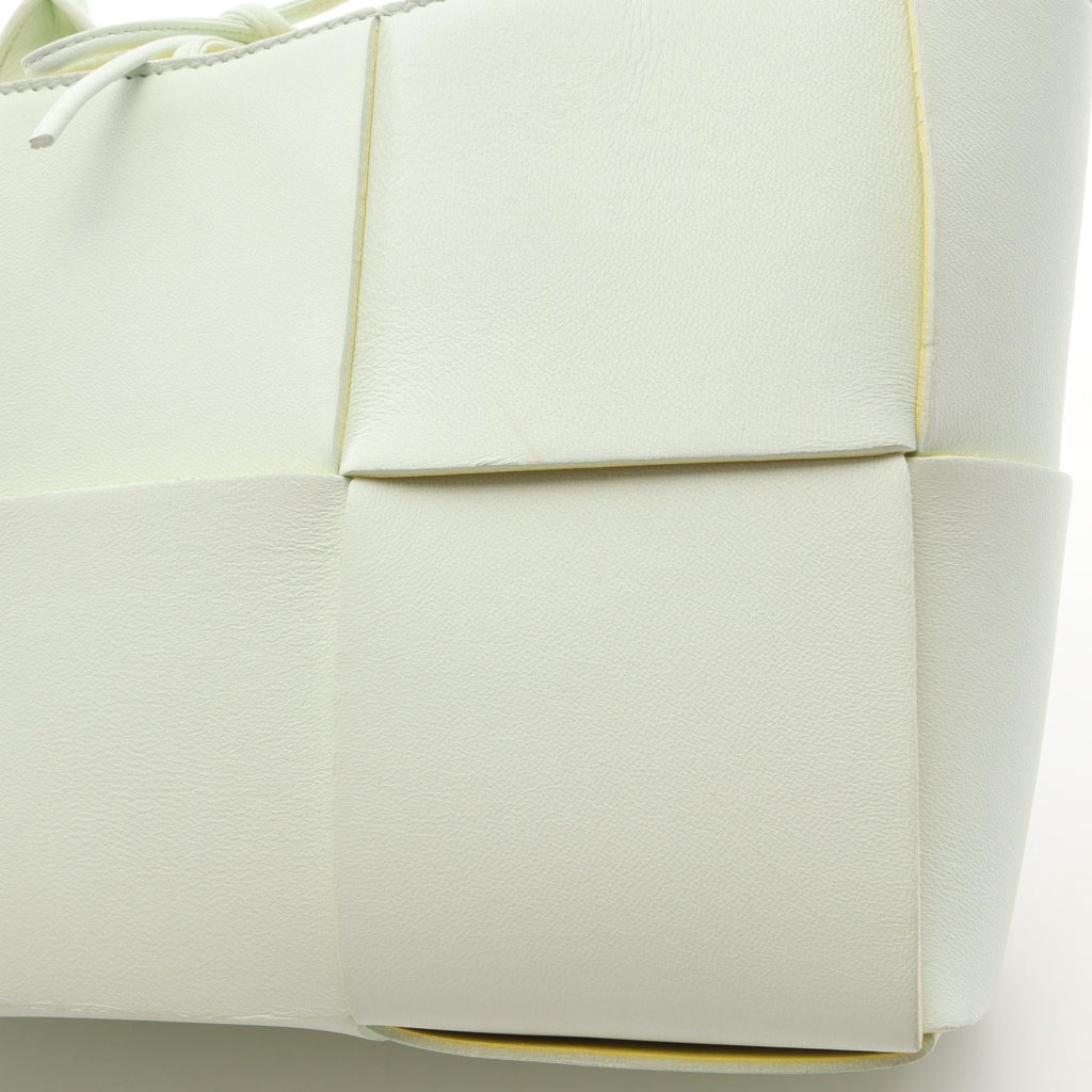 Bottega Veneta Mini Arco · Leather