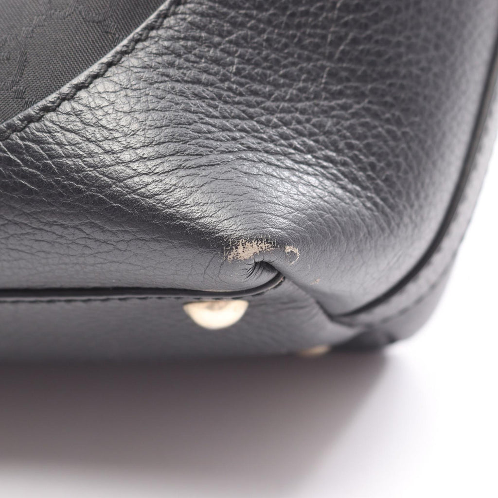 Gucci GG Bucket Tote · Nylon Leather