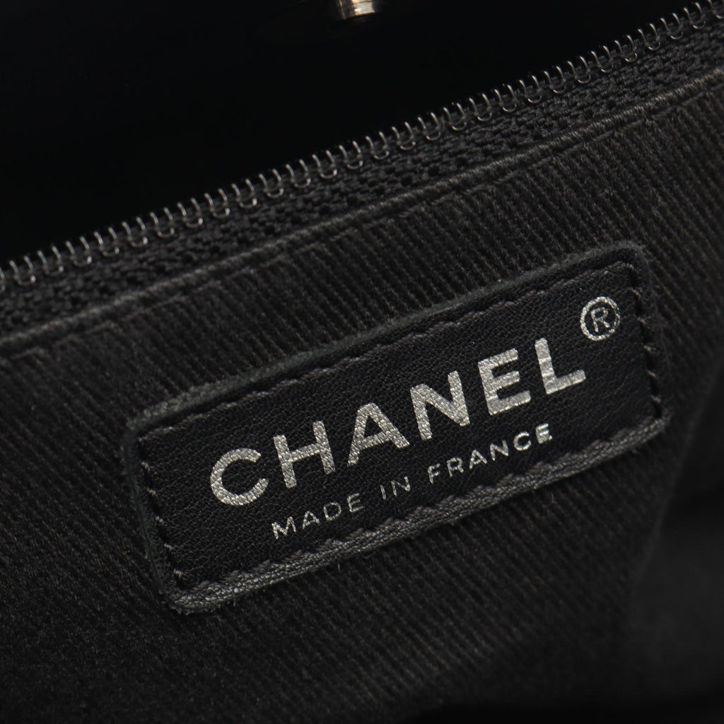Chanel V Stitch · Chain Shoulder Bag