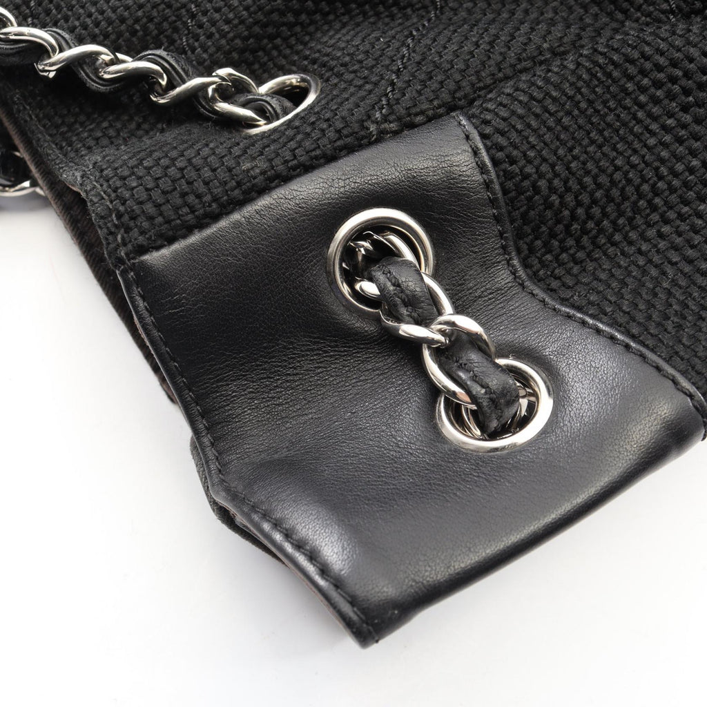 Chanel V Stitch · Chain Shoulder Bag
