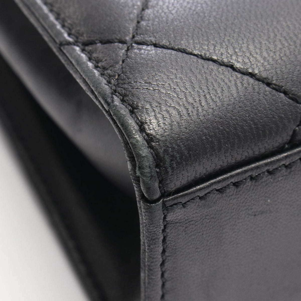Chanel Matelassé · Shoulder Bag · Leather