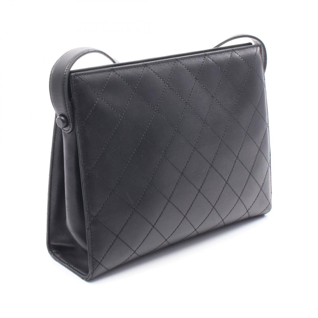 Chanel Matelassé · Shoulder Bag · Leather