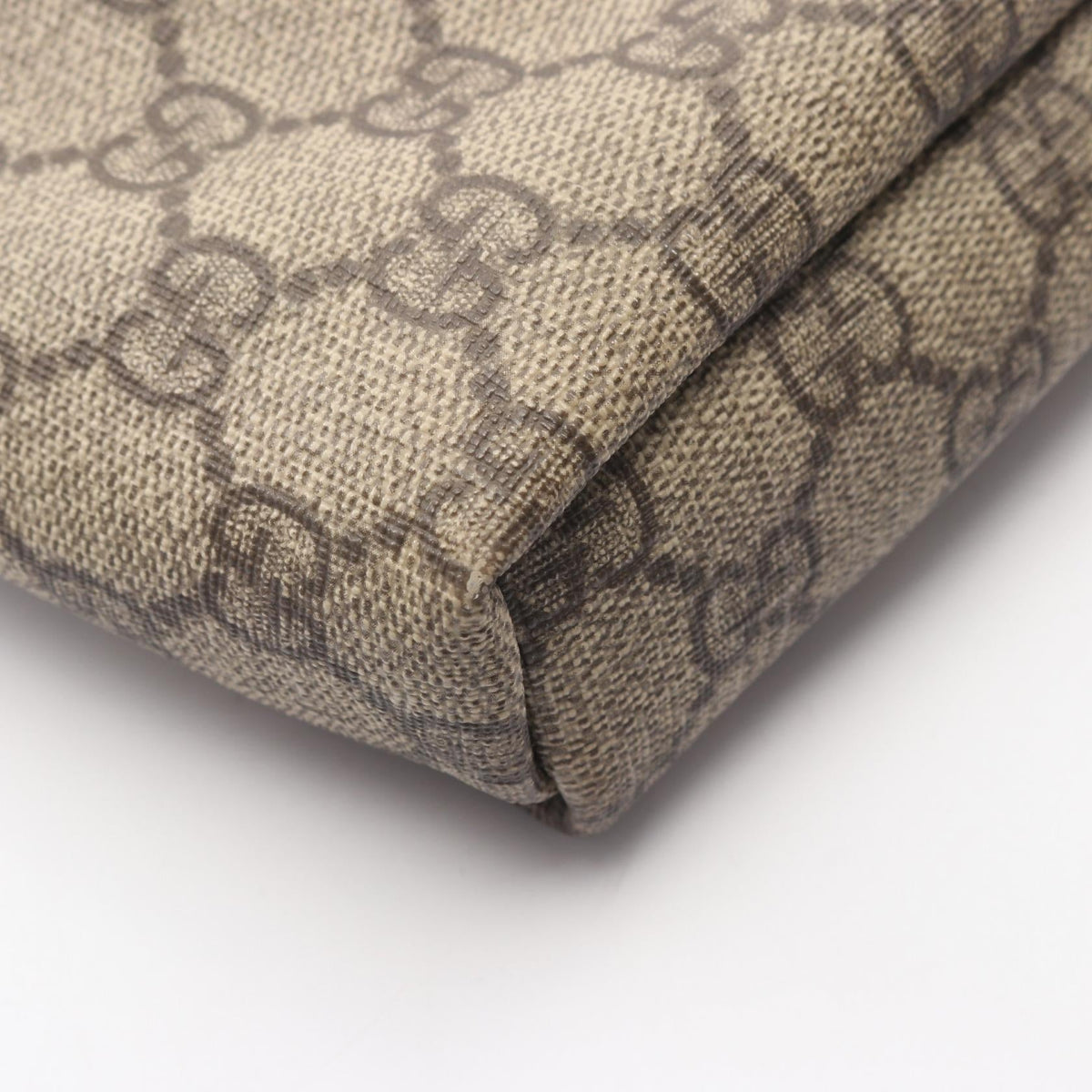 Gucci GG Supreme · Crossbody Bag