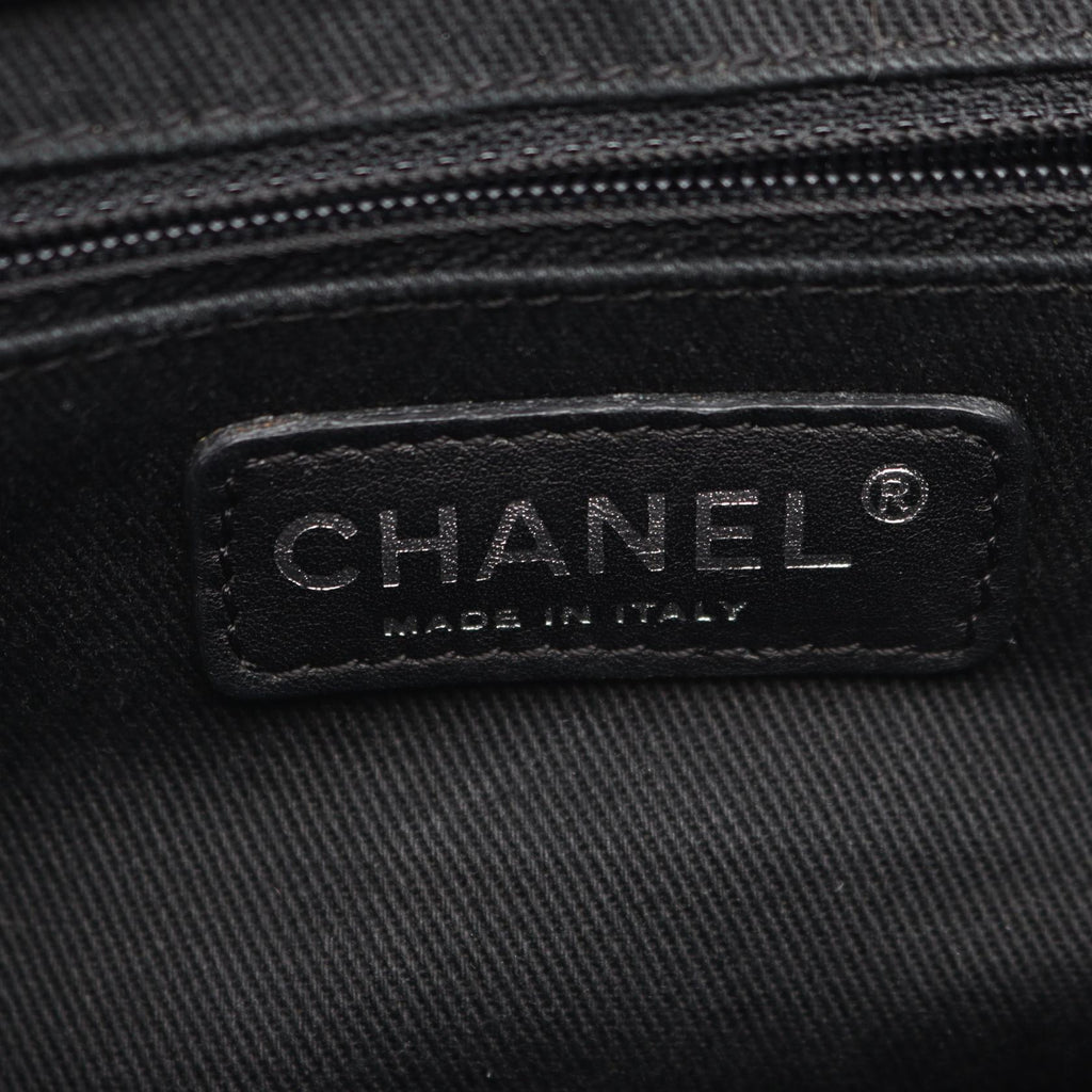 CHANEL Diamond Stitch · Leather