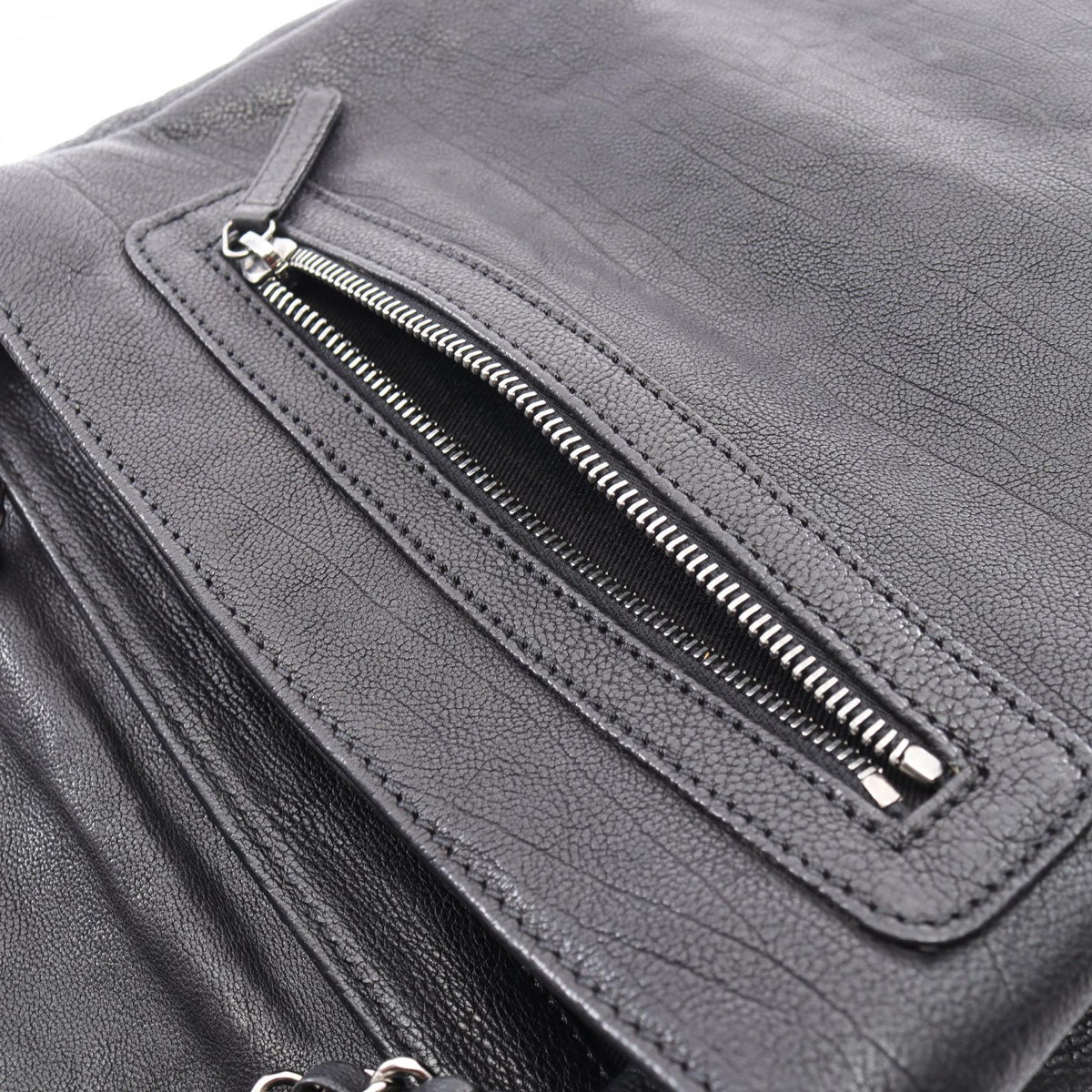 CHANEL Diamond Stitch · Leather