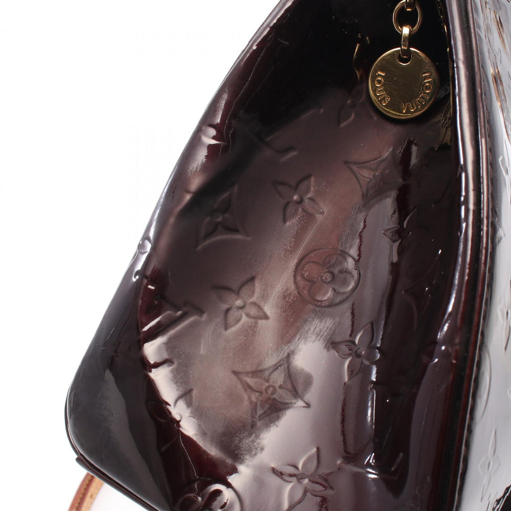 Louis Vuitton Blea MM · Monogram Vernis