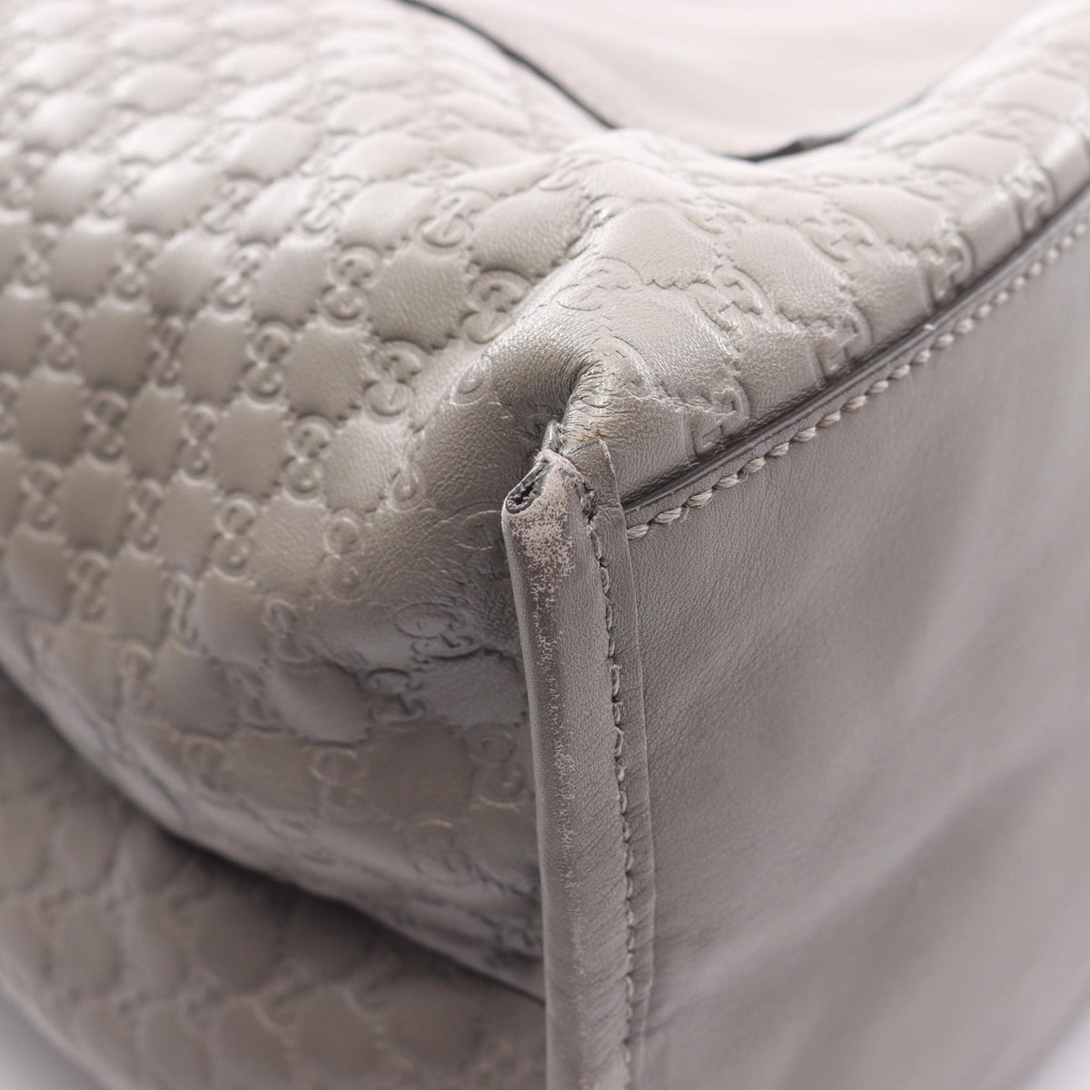 Gucci Micro Guccissima · Leather