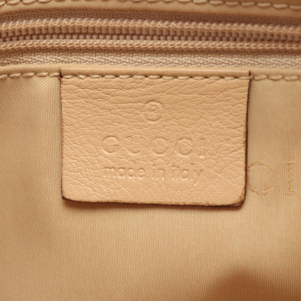 Gucci Bamboo · Leather