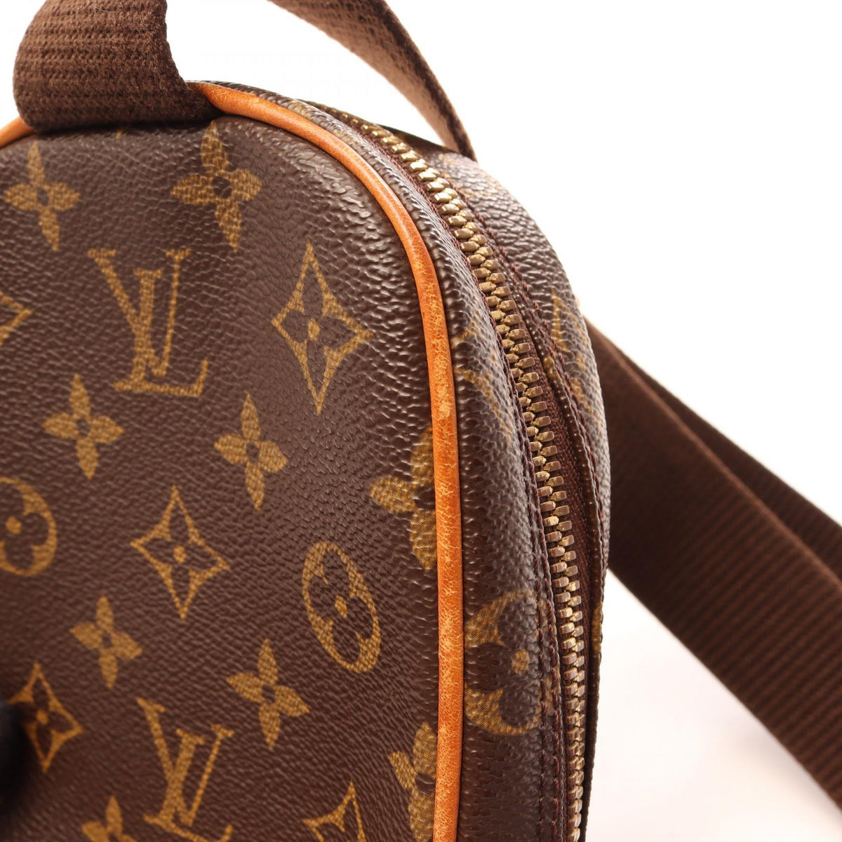 Louis Vuitton Pochette Gange · Monogram
