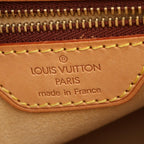Louis Vuitton Looping MM · Monogram