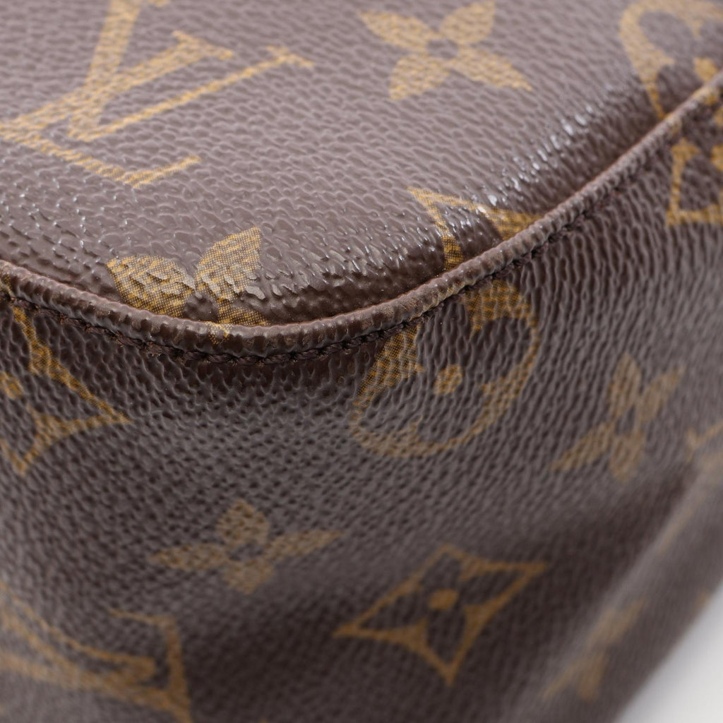 Louis Vuitton Looping MM · Monogram