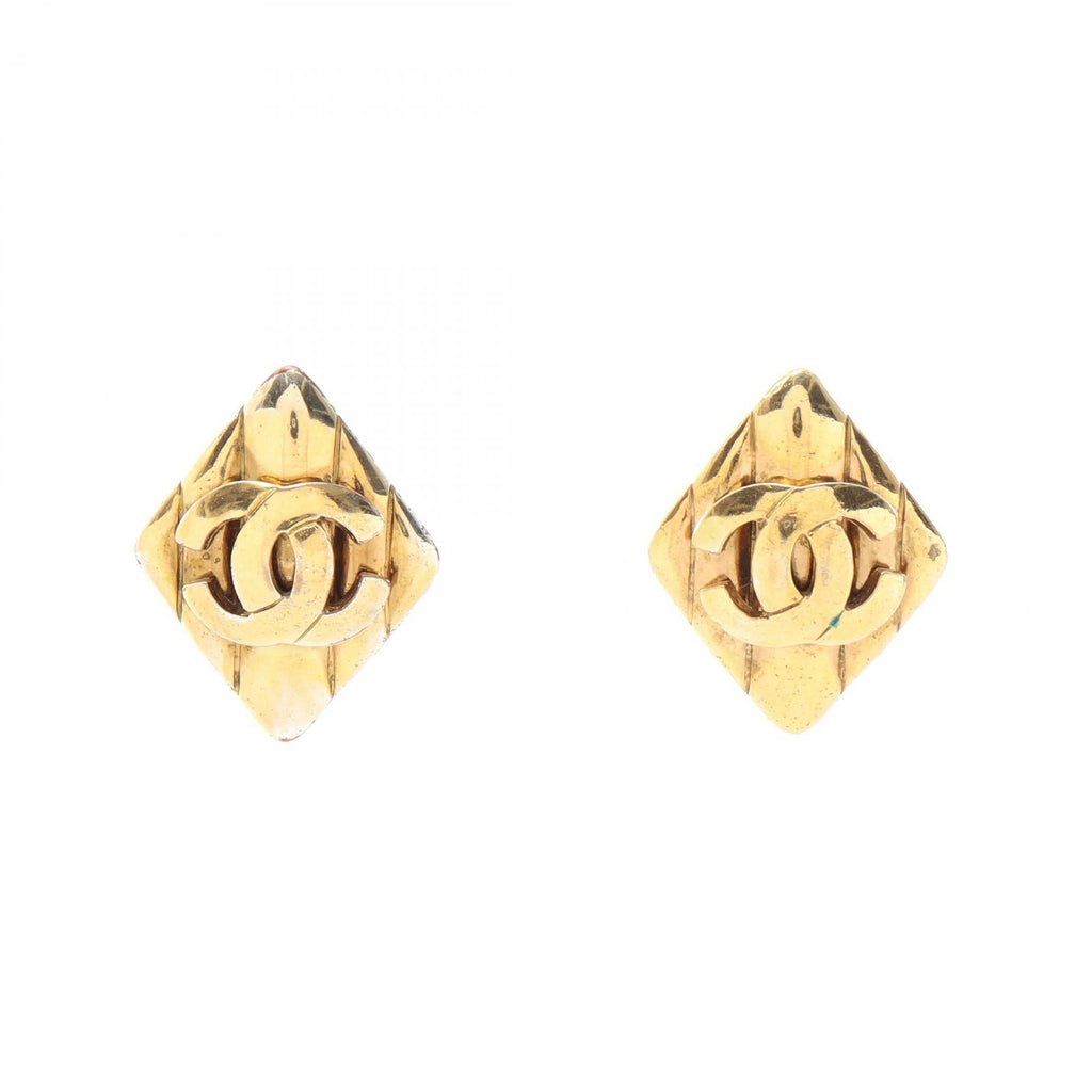 CHANEL Matelassé Rhombus Earrings · Gold Plated