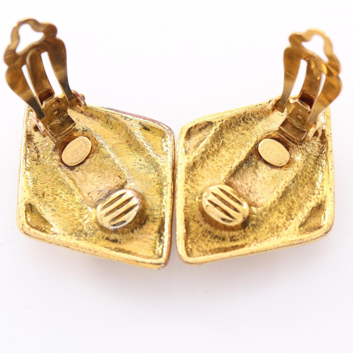 CHANEL Matelassé Rhombus Earrings · Gold Plated